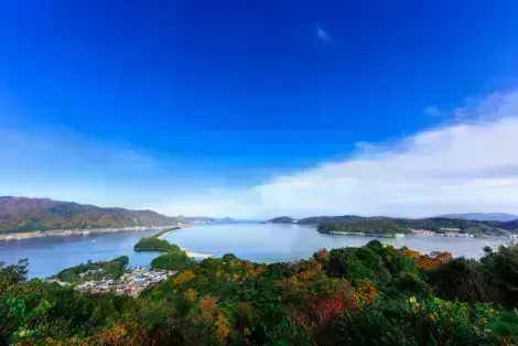 Sand in the sky in Amanohashidate : one of the 3 most beautiful views of Japan