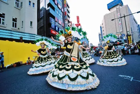 Outre son côté traditionnel, le quartier d'Asakusa à Tokyo vie aussi au rythme des festivals.