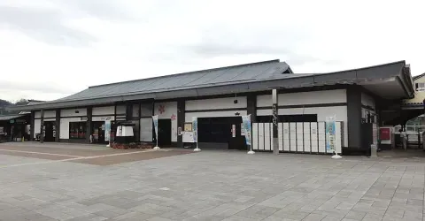 Kakunodate Station Top